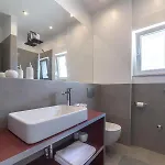 Bamboo Villa *